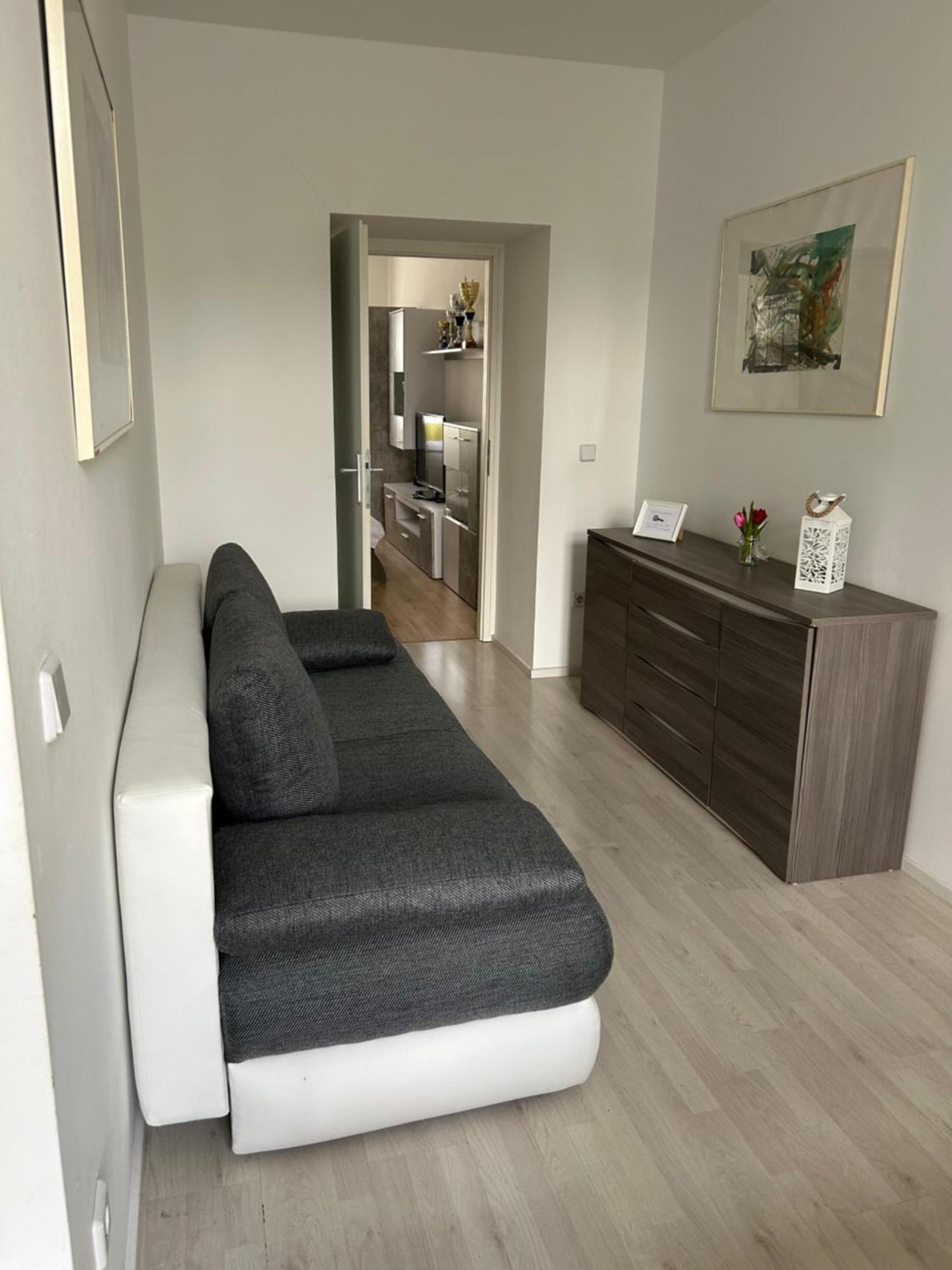 Schoene, Helle Wohnung In Stadtnaehe Виена Екстериор снимка