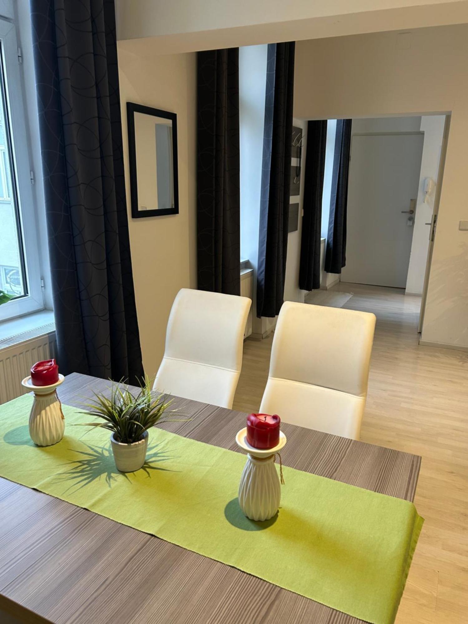 Schoene, Helle Wohnung In Stadtnaehe Виена Екстериор снимка
