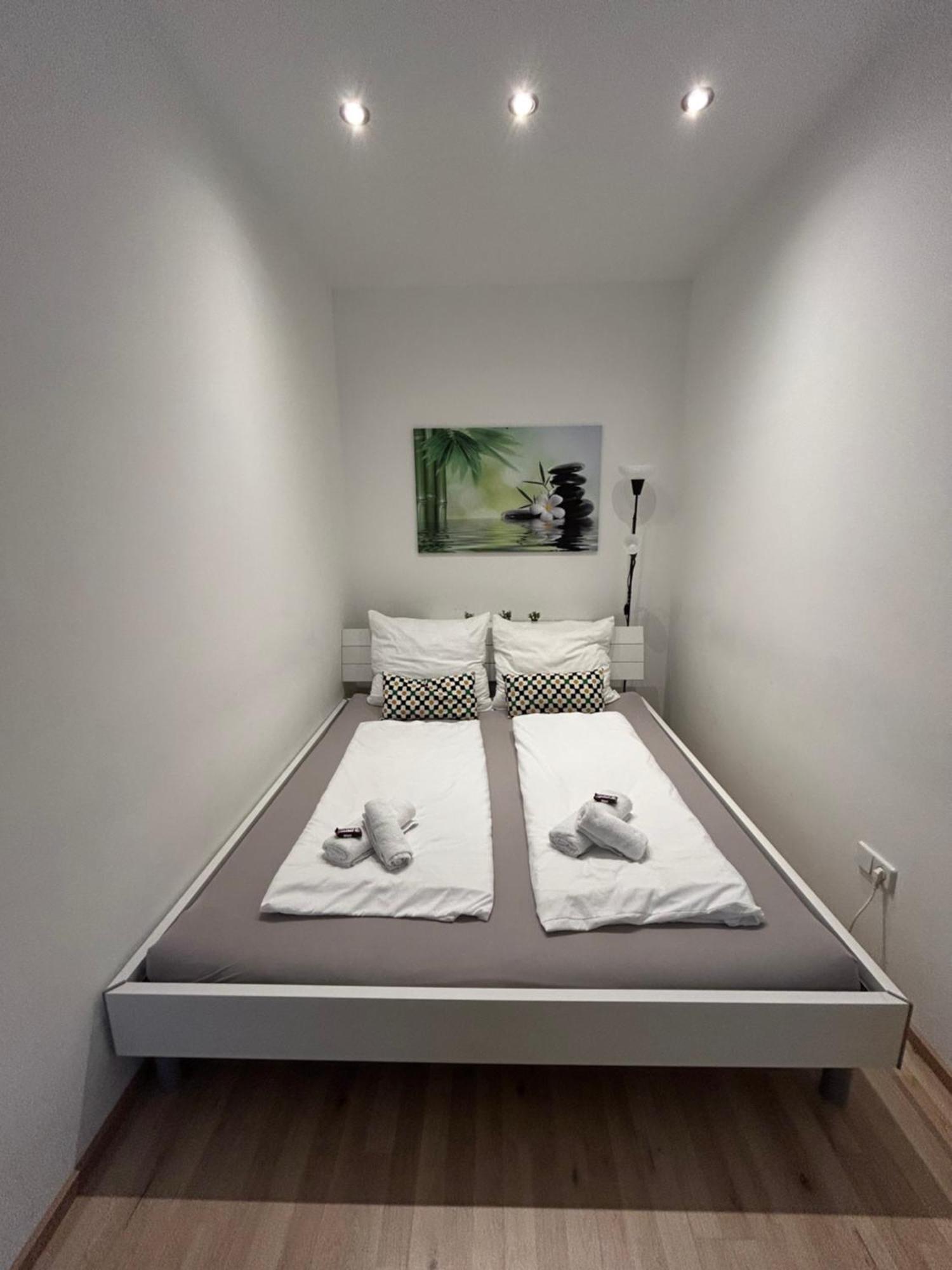 Schoene, Helle Wohnung In Stadtnaehe Виена Екстериор снимка