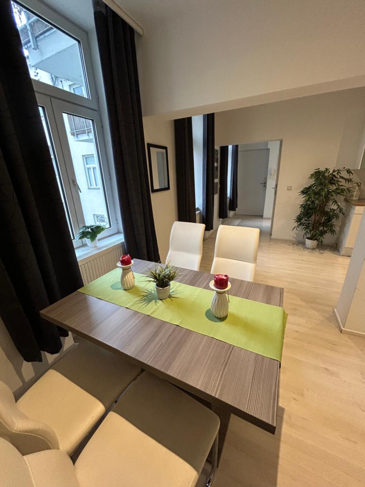 Schoene, Helle Wohnung In Stadtnaehe Виена Екстериор снимка
