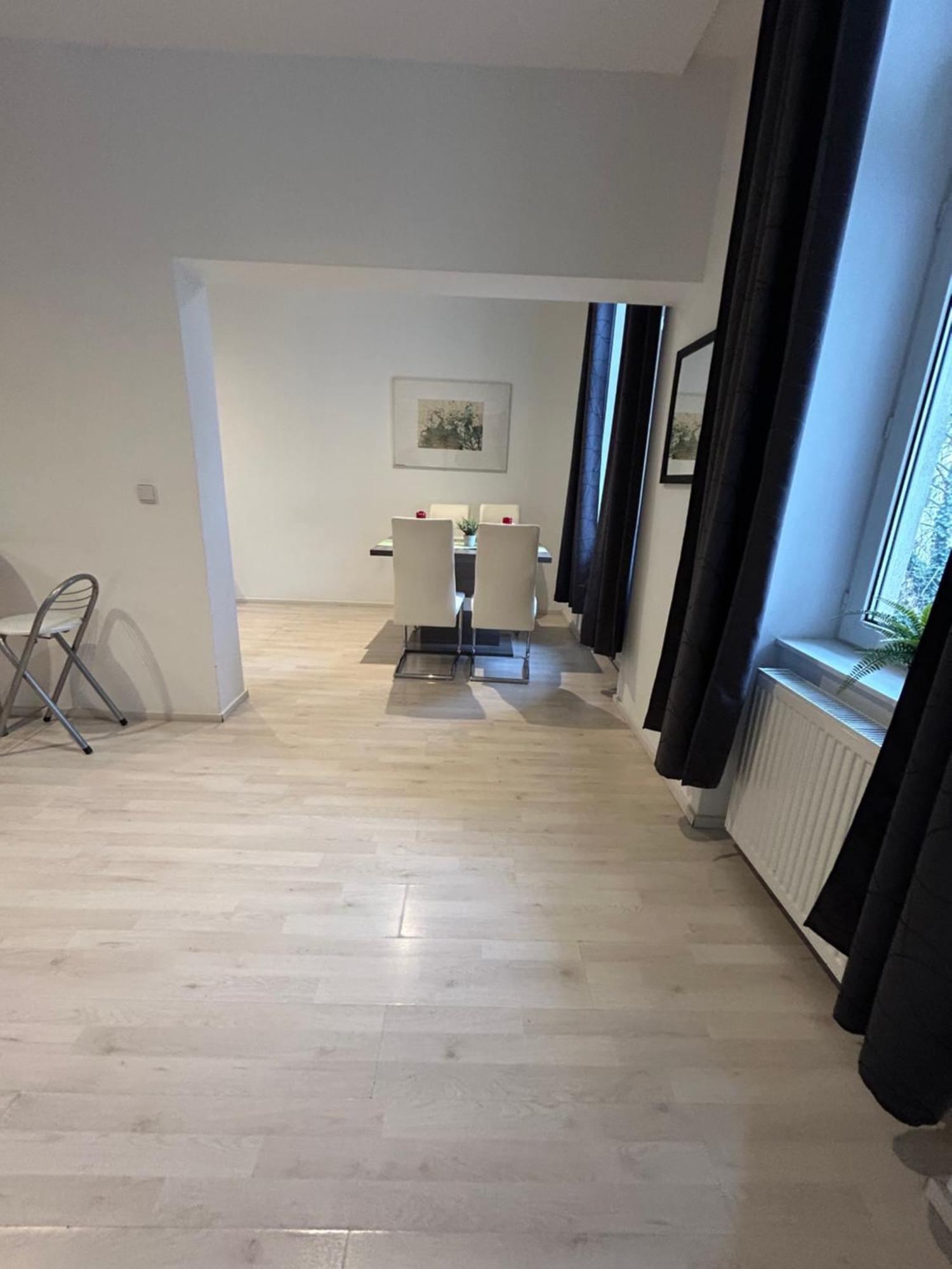 Schoene, Helle Wohnung In Stadtnaehe Виена Екстериор снимка