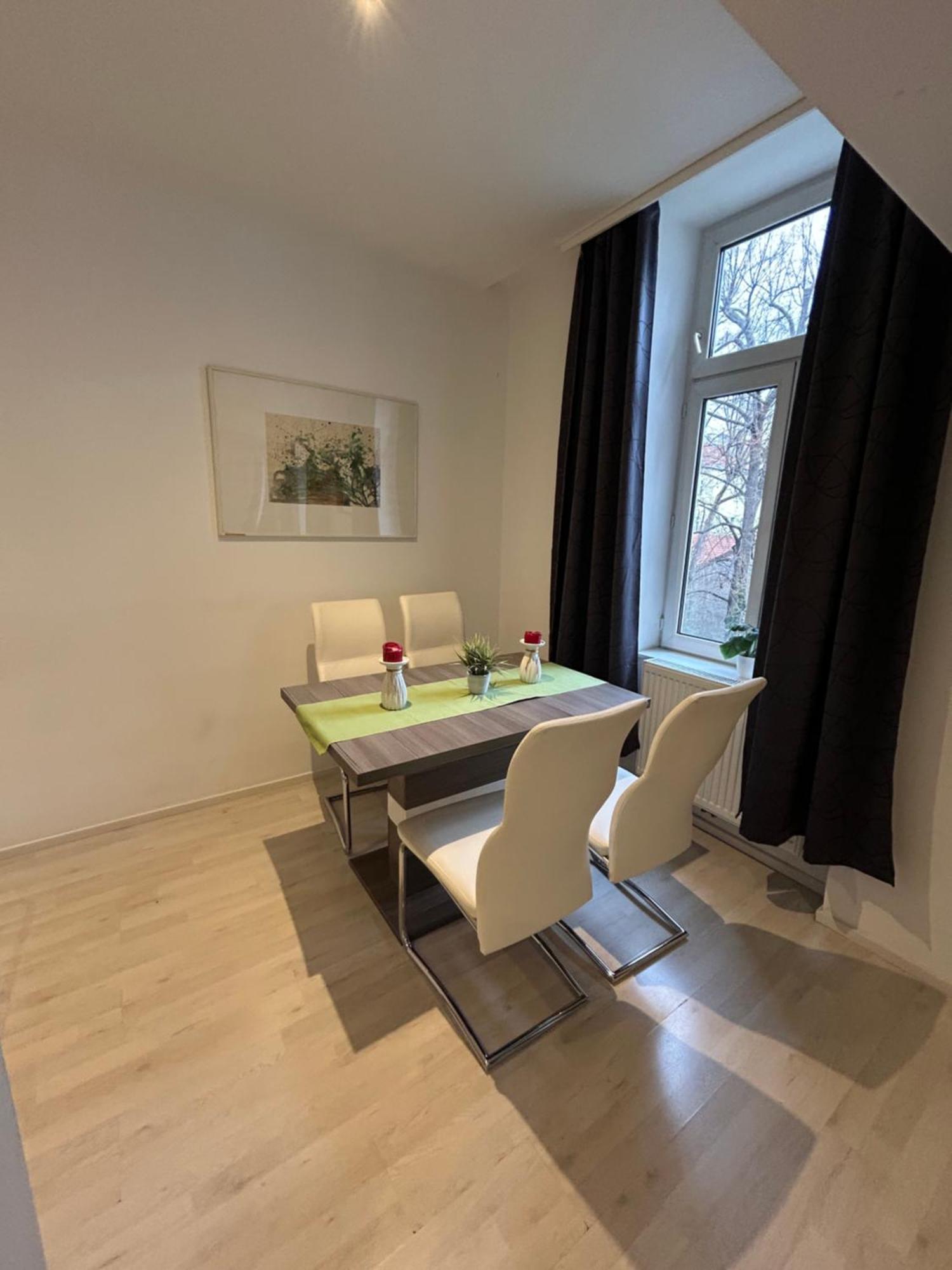 Schoene, Helle Wohnung In Stadtnaehe Виена Екстериор снимка