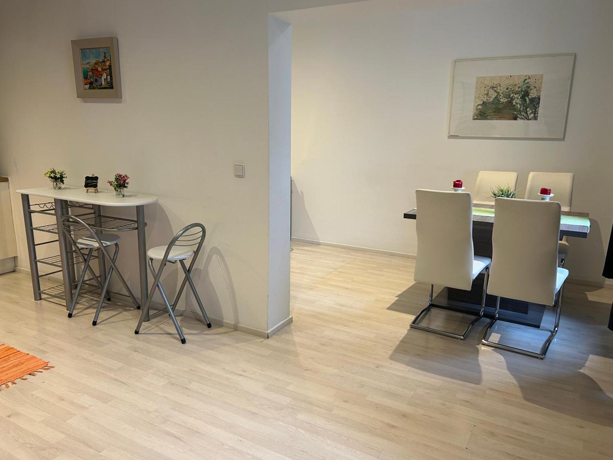 Schoene, Helle Wohnung In Stadtnaehe Виена Екстериор снимка