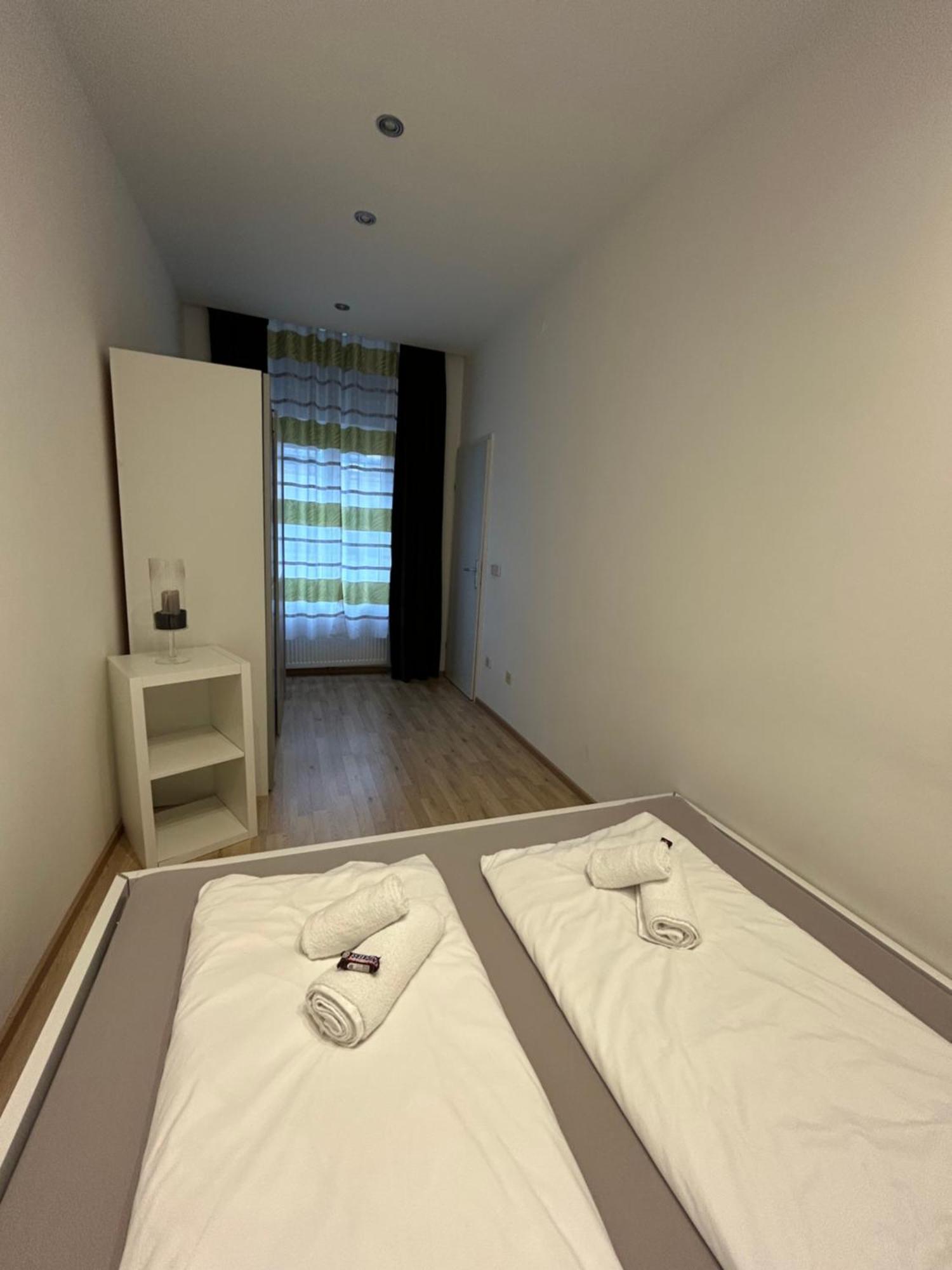 Schoene, Helle Wohnung In Stadtnaehe Виена Екстериор снимка